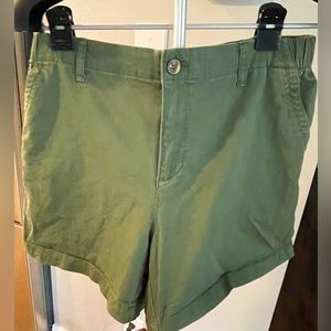Perfect pair of Old Navy size 10 shorts with a 4” inseam
